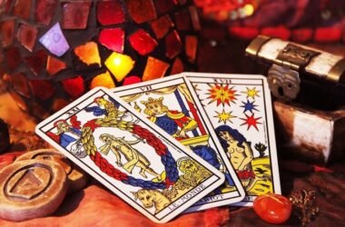 Última etapa del Tarot, tirada de 3 cartas del tarot de Marsella