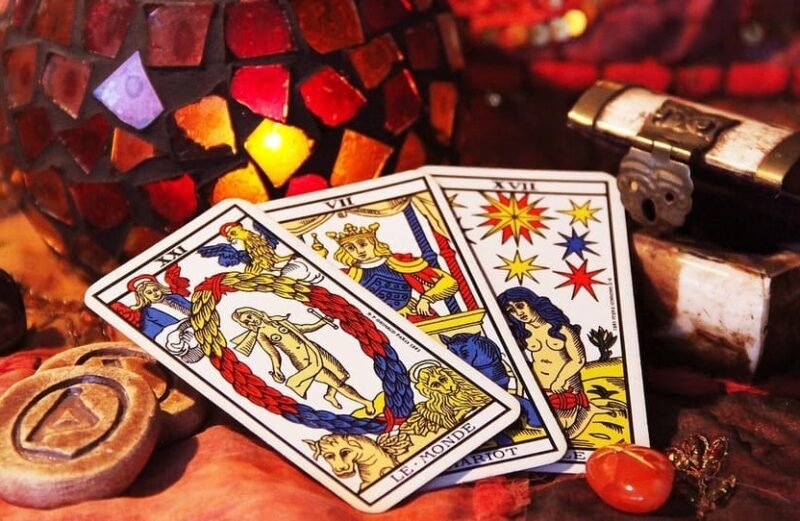 Última etapa del Tarot, tirada de 3 cartas del tarot de Marsella